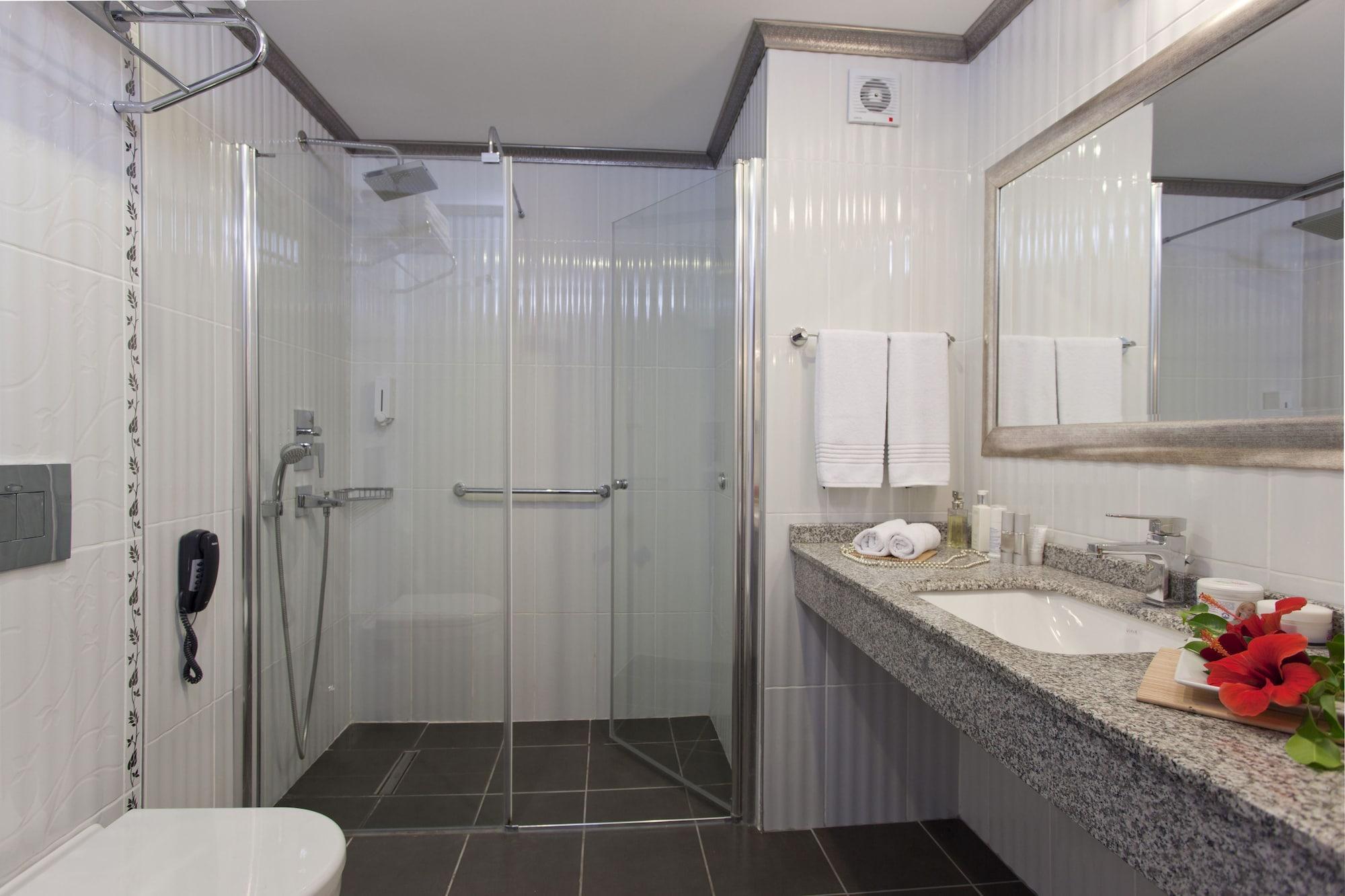 אלאניה Xperia Grand Bali Hotel (Adults Only) מראה חיצוני תמונה
