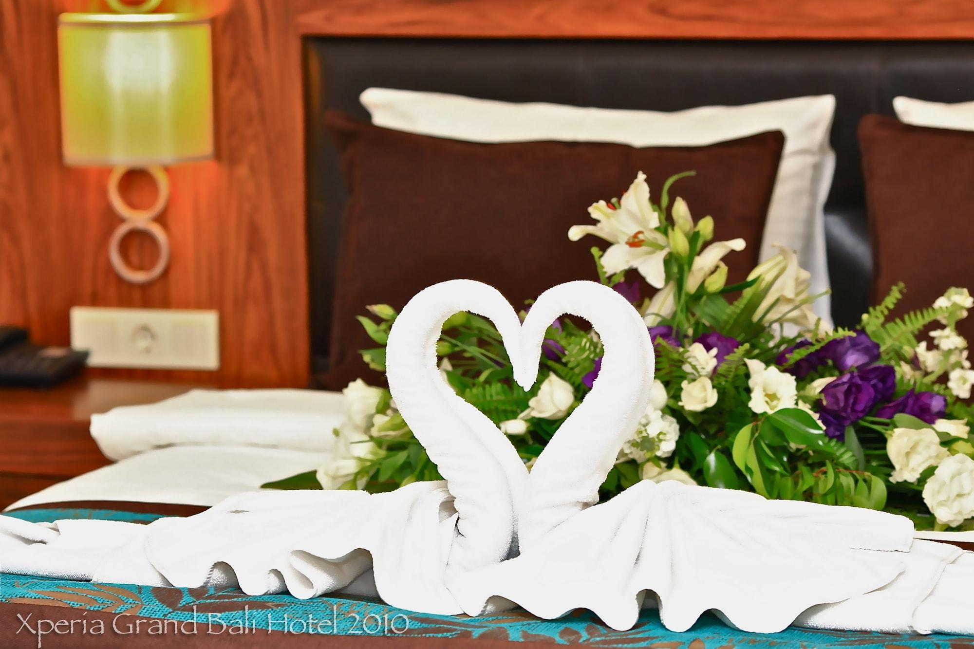אלאניה Xperia Grand Bali Hotel (Adults Only) מראה חיצוני תמונה