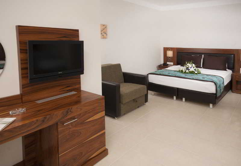 אלאניה Xperia Grand Bali Hotel (Adults Only) מראה חיצוני תמונה